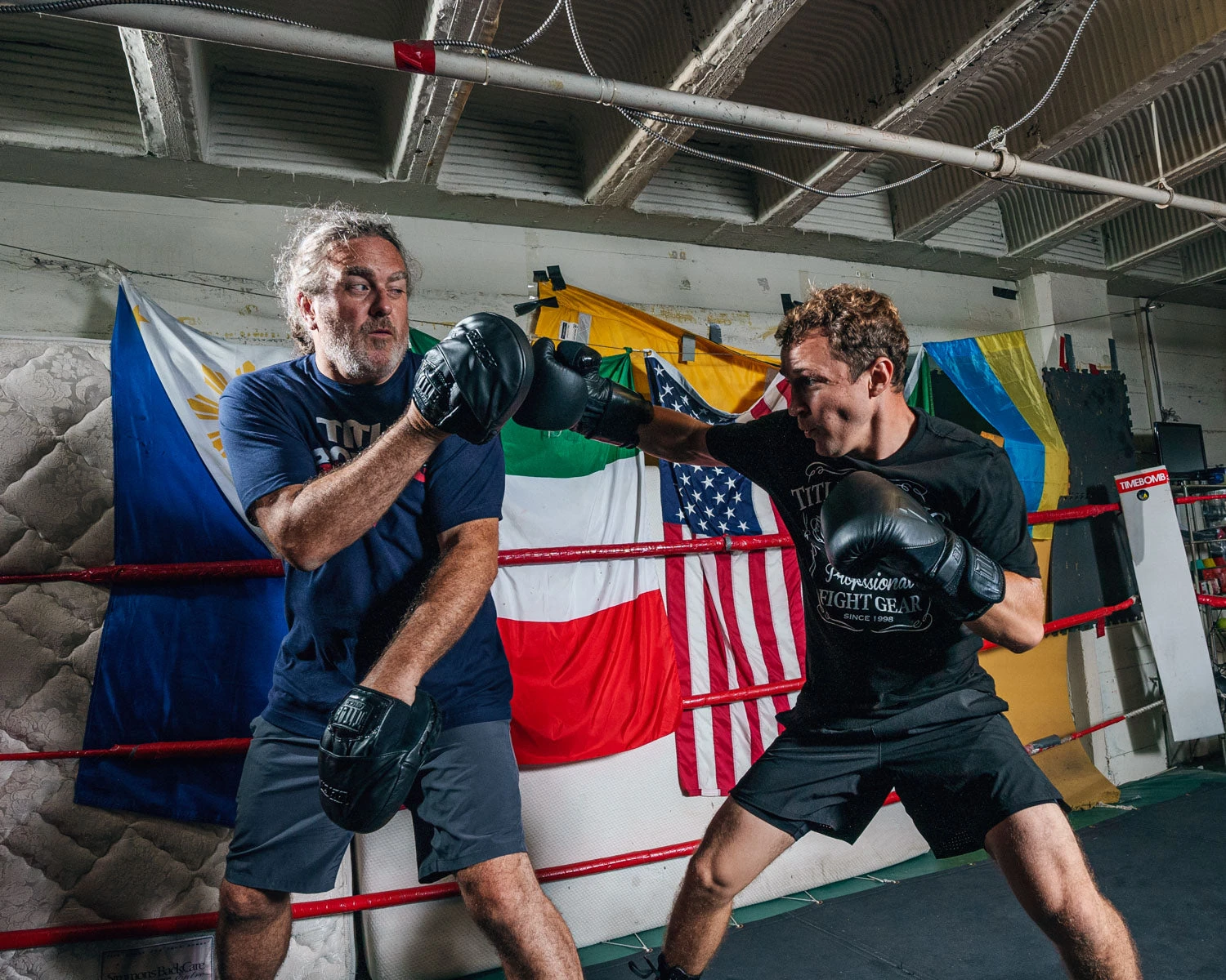 TITLE Black Punch Mitts 2.0 10 TITLE Black Punch Mitts 2.0 - Image 8