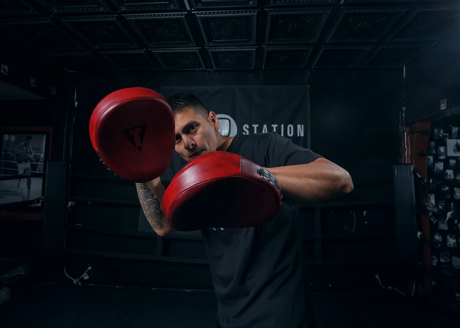 TITLE Boxing Blood Red Leather Punch Mitts 4 TITLE Boxing Blood Red Leather Punch Mitts - Image 2