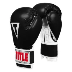 TITLE Classic Pro Style Training Gloves 3.0 31 TITLE Classic Pro Style Training Gloves 3.0 -Knockout Gear CVVTG3 BK WH 002