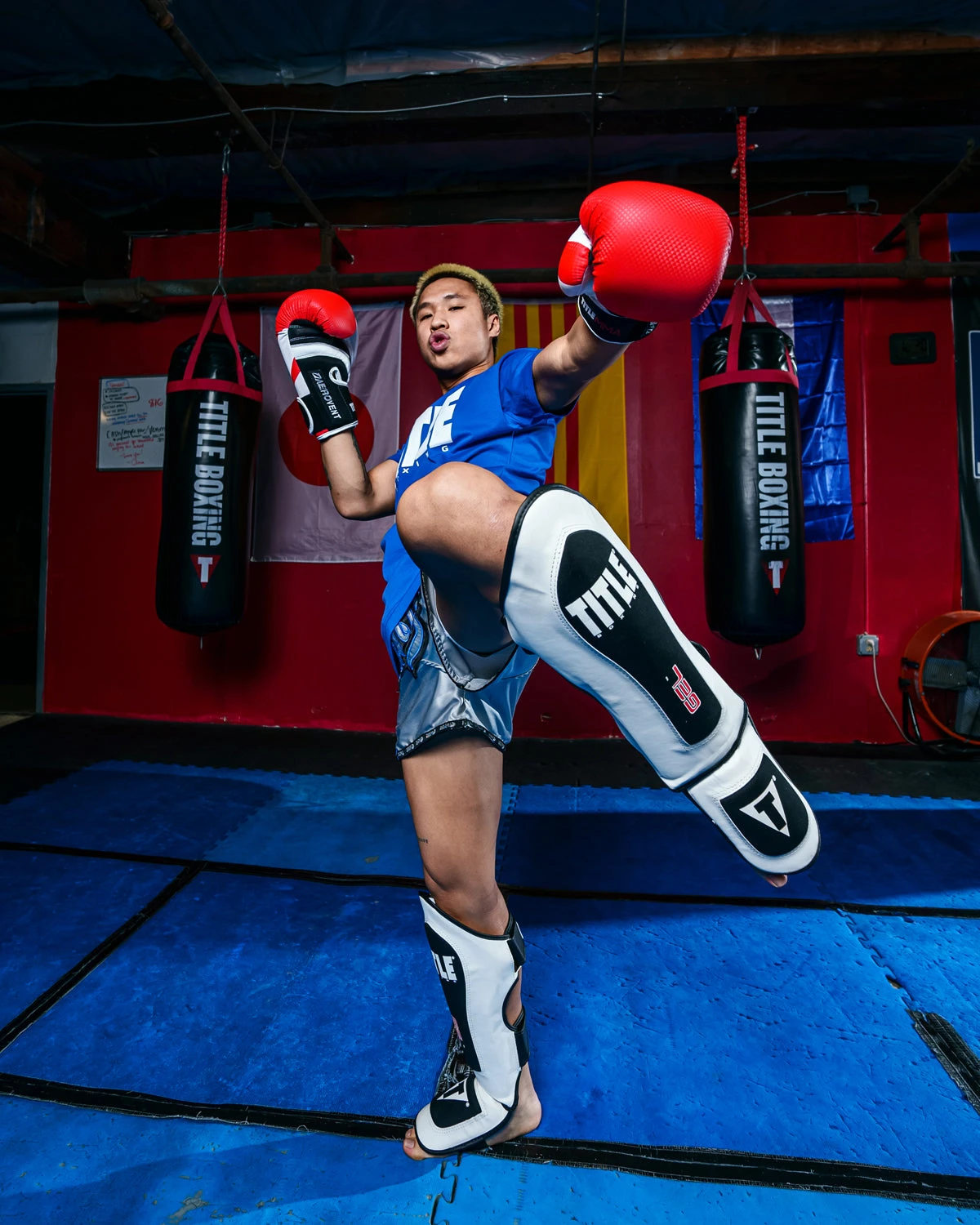 TITLE Boxing Gel Elite Pro Shin & Instep Guards 6 TITLE Boxing Gel Elite Pro Shin & Instep Guards - Image 4