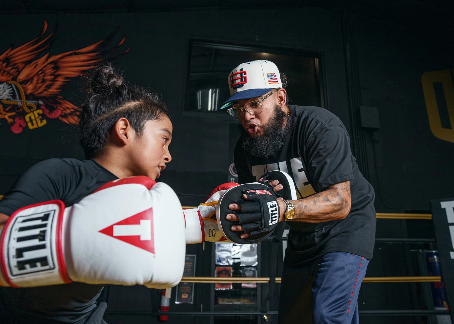 TITLE Boxing Gel Tech Punch Mitts 2.0 4 TITLE Boxing Gel Tech Punch Mitts 2.0 - Image 2