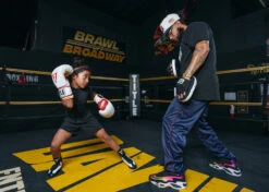 TITLE Boxing Gel Tech Punch Mitts 2.0 14 TITLE Boxing Gel Tech Punch Mitts 2.0 -Knockout Gear GTPM2BK 3