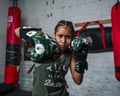 TITLE Boxing Floral Bag Gloves -Knockout Gear OAFLBGFL 2