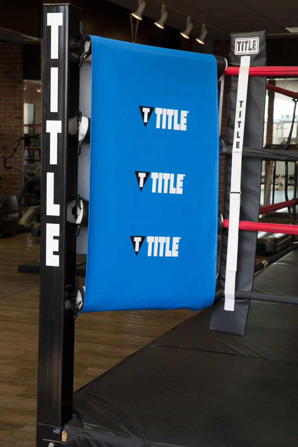 TITLE Boxing Pro Turnbuckle Corner Wraps Set 4 TITLE Boxing Pro Turnbuckle Corner Wraps Set - Image 2