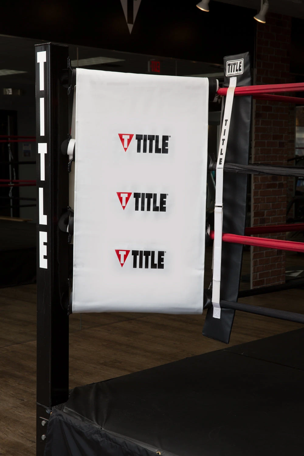 TITLE Boxing Pro Turnbuckle Corner Wraps Set 5 TITLE Boxing Pro Turnbuckle Corner Wraps Set - Image 3