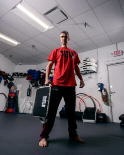 TITLE Boxing Square Punch & Kick Shield -Knockout Gear PSHSQBK 2