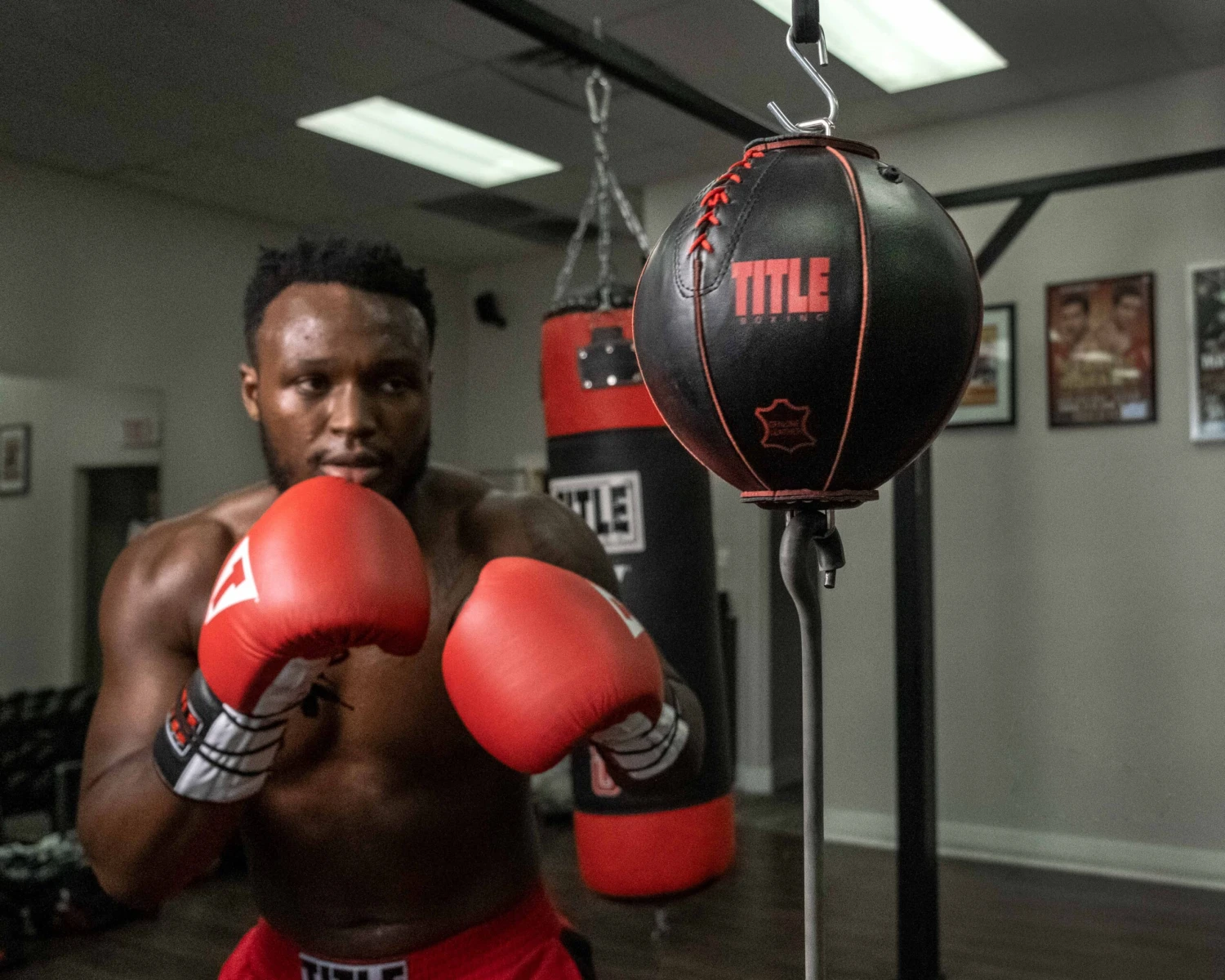 TITLE Boxing Retro Style Leather Double End Bag 5 TITLE Boxing Retro Style Leather Double End Bag - Image 3