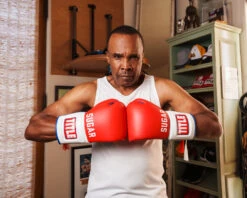 TITLE Boxing Sugar Ray Leonard Signature Leather Sparring Gloves 14 TITLE Boxing Sugar Ray Leonard Signature Leather Sparring Gloves -Knockout Gear SRLSLSG 3 1