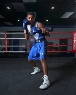 TITLE Boxing Striker Amateur Boxing Set 34 TITLE Boxing Striker Amateur Boxing Set -Knockout Gear TABS18BLWH 1