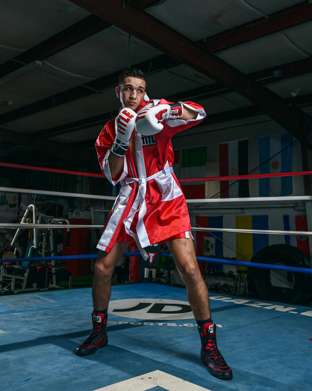 TITLE Boxing Fingertip Robe 17 TITLE Boxing Fingertip Robe - Image 15