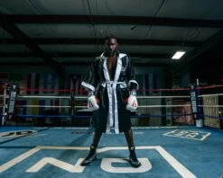 TITLE Boxing Pro Full Length Robe 3.0 29 TITLE Boxing Pro Full Length Robe 3.0 -Knockout Gear TSRFL3BKWH 2