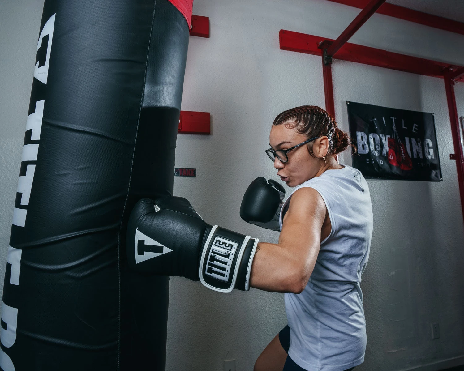 TITLE Boxing Pro Style Leather Training Gloves 3.0 17 TITLE Boxing Pro Style Leather Training Gloves 3.0 - Image 15