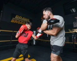 TITLE Boxing Valiant Micro Mitts 13 TITLE Boxing Valiant Micro Mitts -Knockout Gear VLTMMRDSV 3