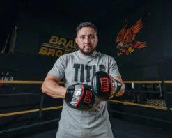 TITLE Boxing Valiant Micro Mitts 15 TITLE Boxing Valiant Micro Mitts -Knockout Gear VLTMMRDSV 7