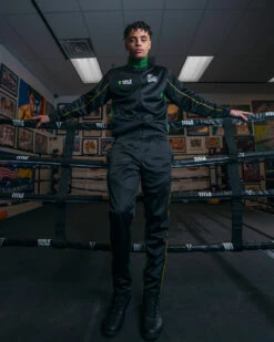 WBC By TITLE Boxing Warm-Up Suit 16 WBC By TITLE Boxing Warm-Up Suit -Knockout Gear WBCWUBKGR 1 8230b985 ea9f 4aa3 b2e8 719ee6142ff8