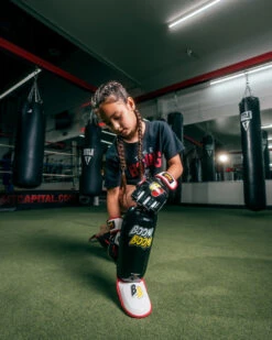 BOOM BOOM Boxing Bomber Youth Shin Guards -Knockout Gear bbbsgy y bk 1