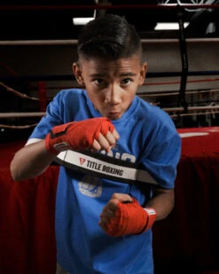 TITLE Boxing Elbows-In Trainer -Knockout Gear eibt youth