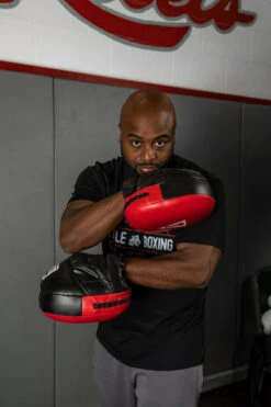 TITLE Boxing "Double-Stuff" Jumbo Punch Mitts 13 TITLE Boxing "Double-Stuff" Jumbo Punch Mitts -Knockout Gear jmpbm 2