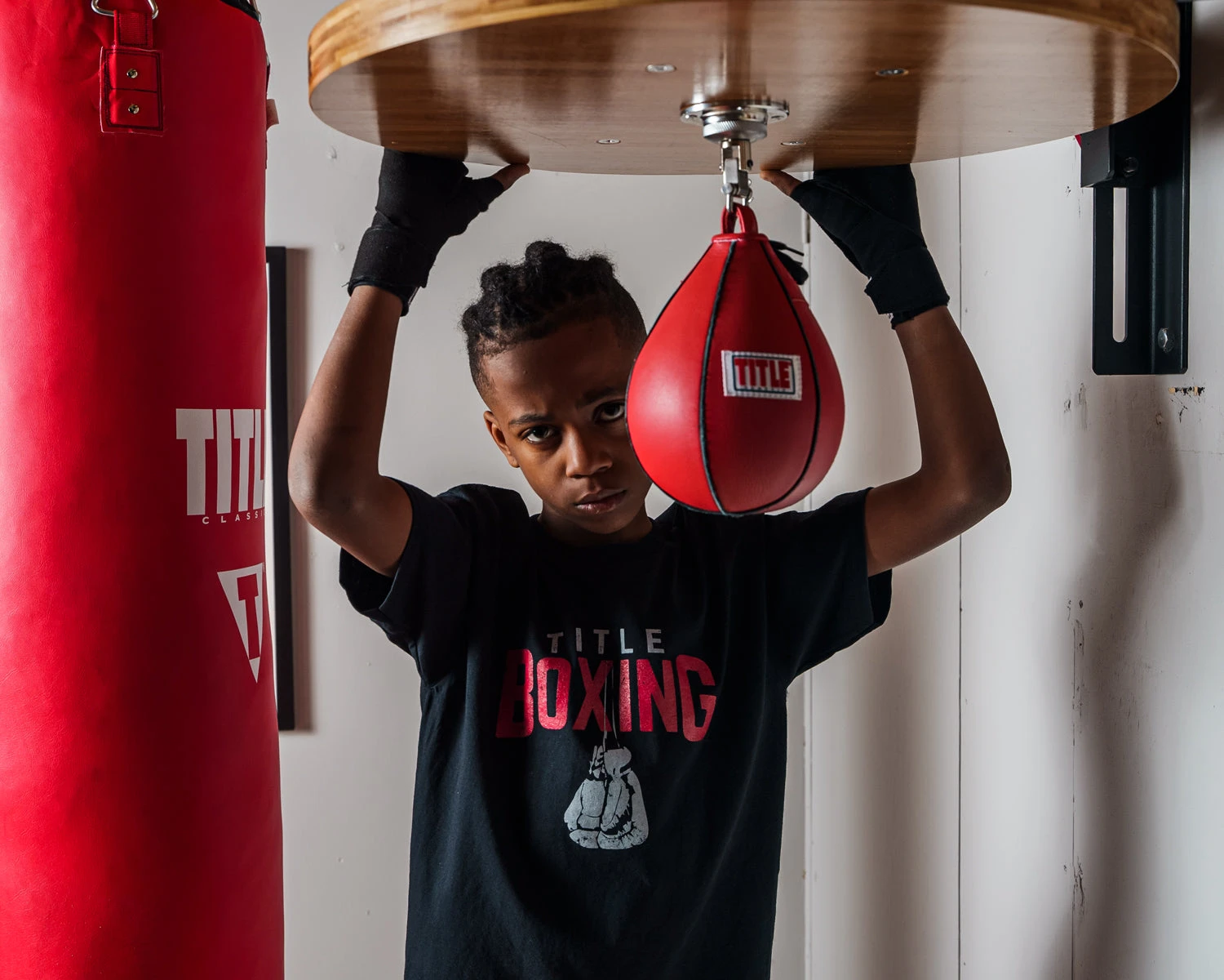 TITLE Boxing Forged Steel Adjustable Pro Speed Bag Platform 6 TITLE Boxing Forged Steel Adjustable Pro Speed Bag Platform - Image 4