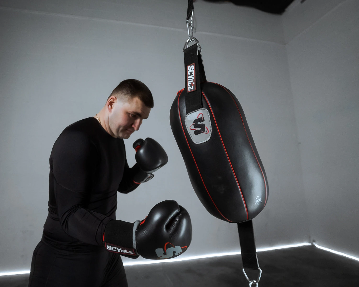 SCYntz Leather Double End Heavy Bag 7 SCYntz Leather Double End Heavy Bag - Image 5