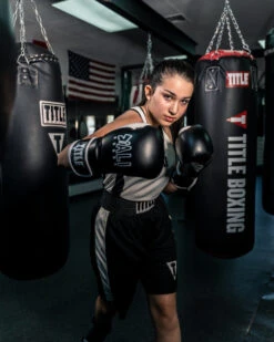 TITLE Boxing Aerovent Elite Amateur Set 3 -Knockout Gear tabs3 bk